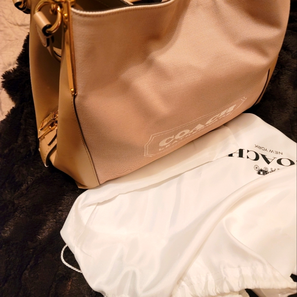 New coach hobo bag